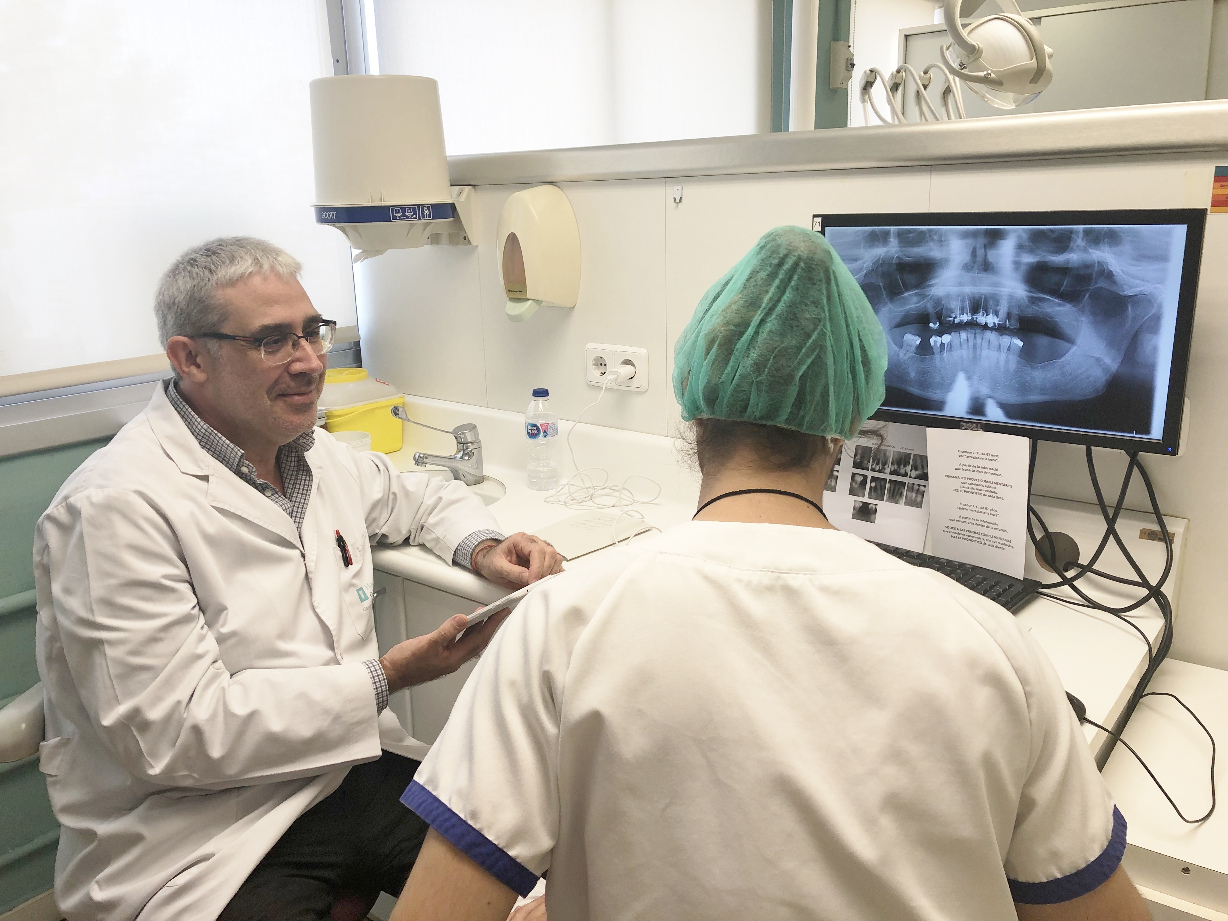 l’Hospital Odontològic Universitat de Barcelona dona la benvinguda a nous/ves alumnes
