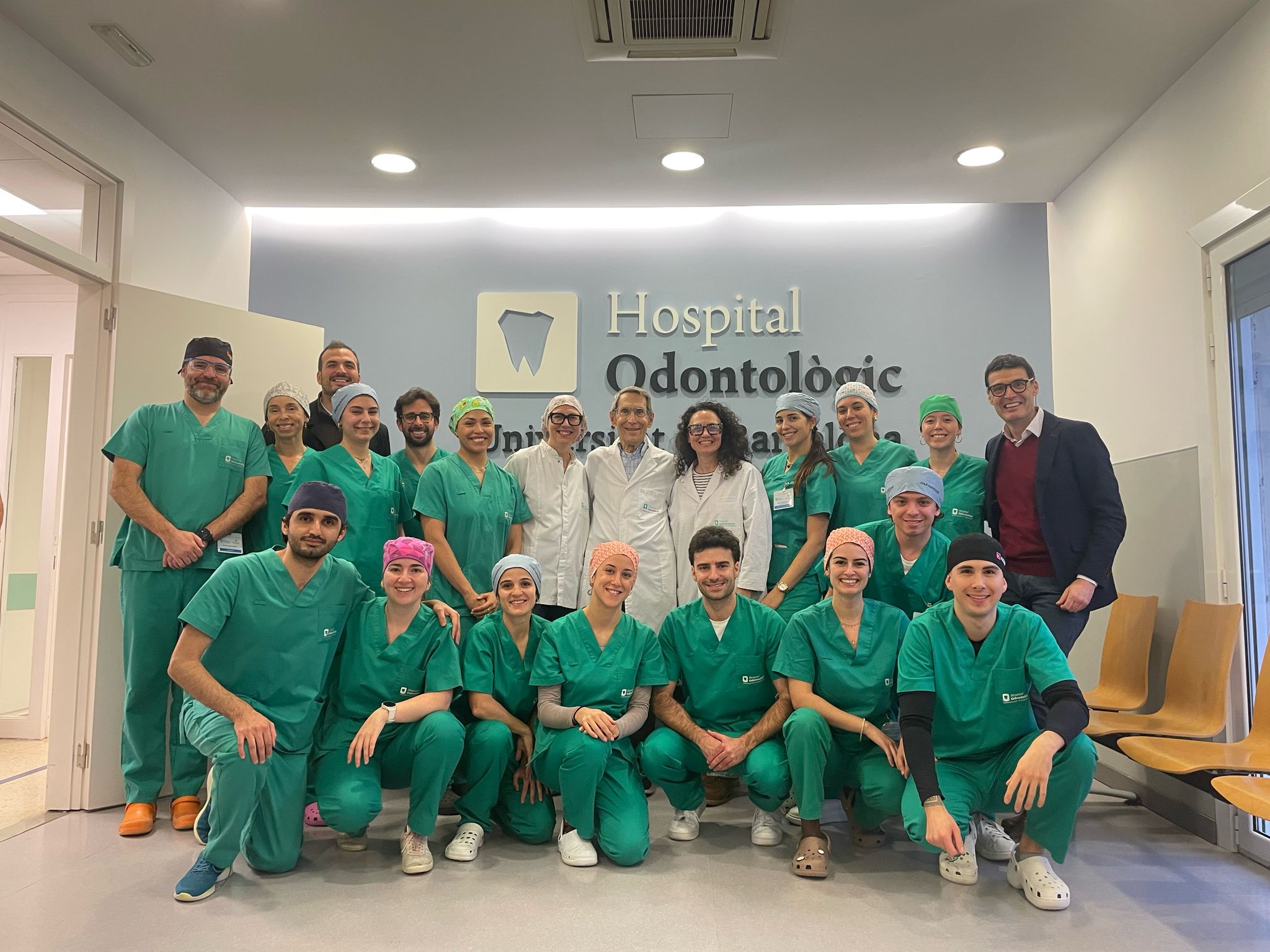 El Hospital Odontològic UB recibe la visita del Dr. Paul Levi, profesor de la Harvard School of Dental Medicine.