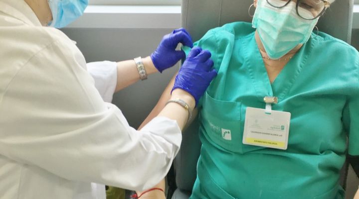 El dia 24 de març va culminar el pla de vacunació de l'Hospital Odontològic i Podològic Universitat de Barcelona